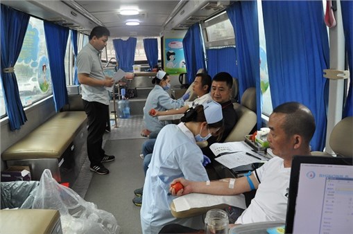 爱心凝聚力量 热血重铸生命 交投集团57名志愿者参与无偿献血