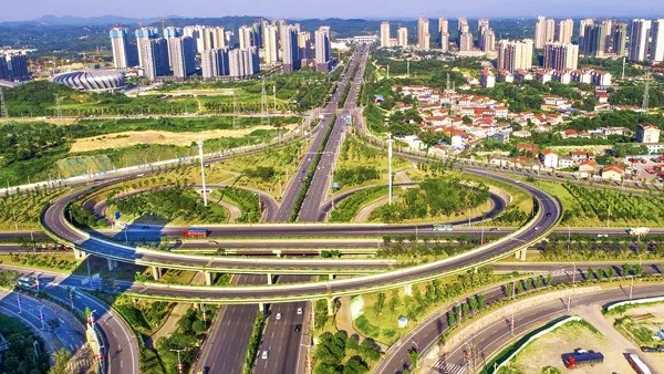 皇姑塘立交桥  和“雨季”赛跑抢工期