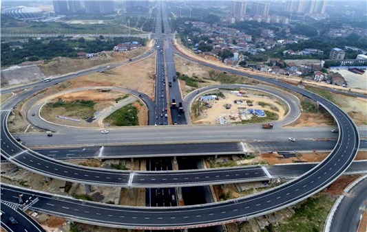 省新型城镇化试点工作检查组来岳阳检查